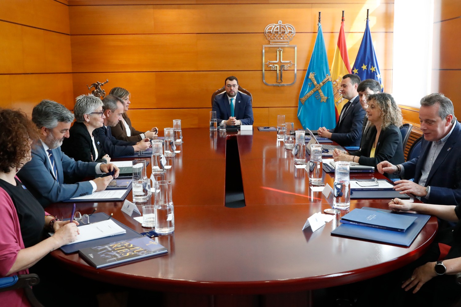 Asturias mejorará la retribución de MIR y EIR con un nuevo complemento mensual