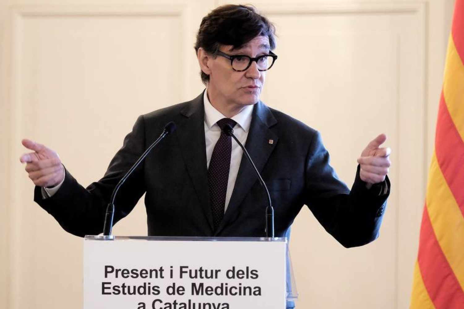 Illa quiere ir aumentando las plazas de grado en Medicina un 50% hasta 2031