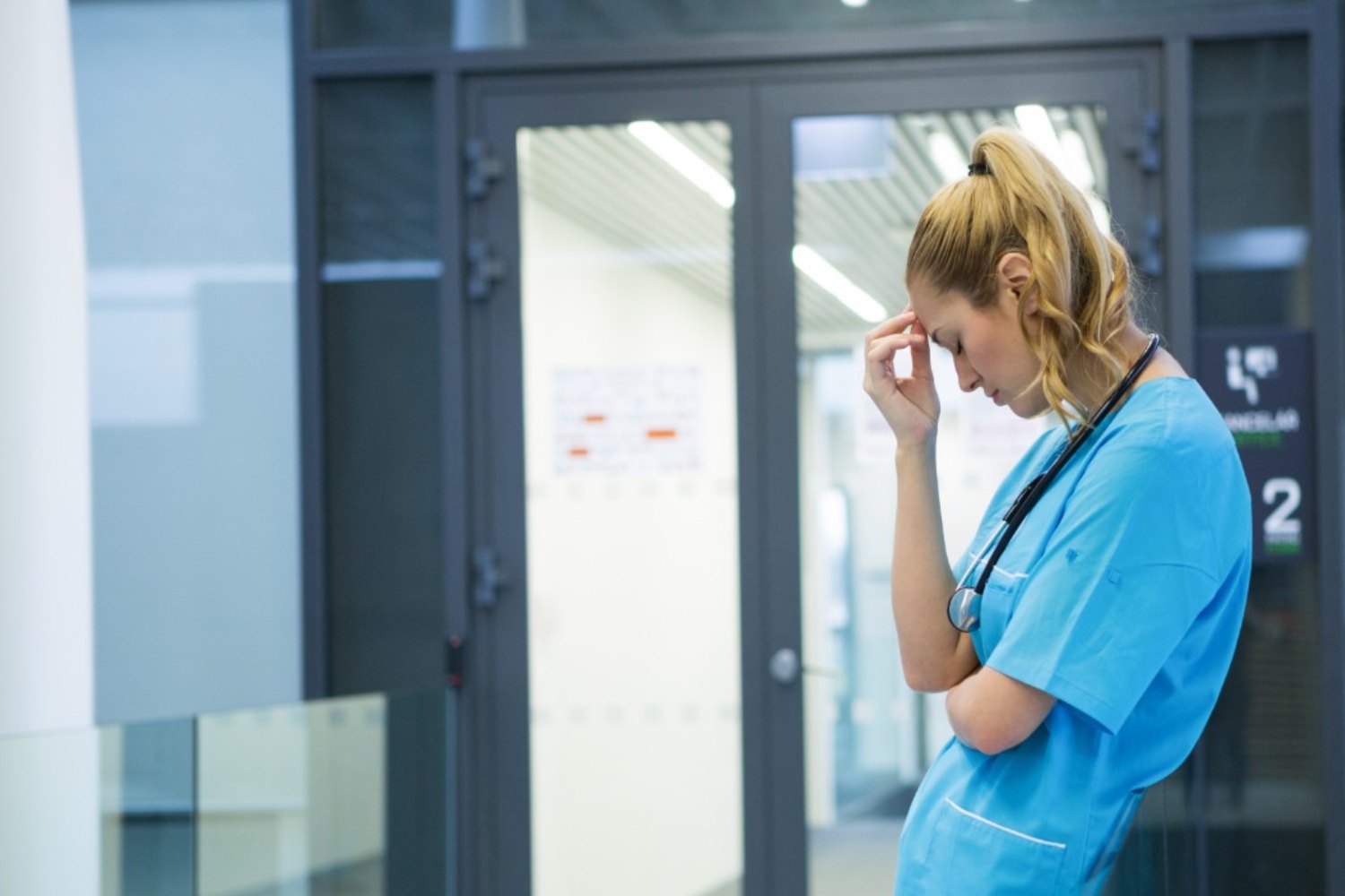 La noche, el turno que más desgasta al médico residente